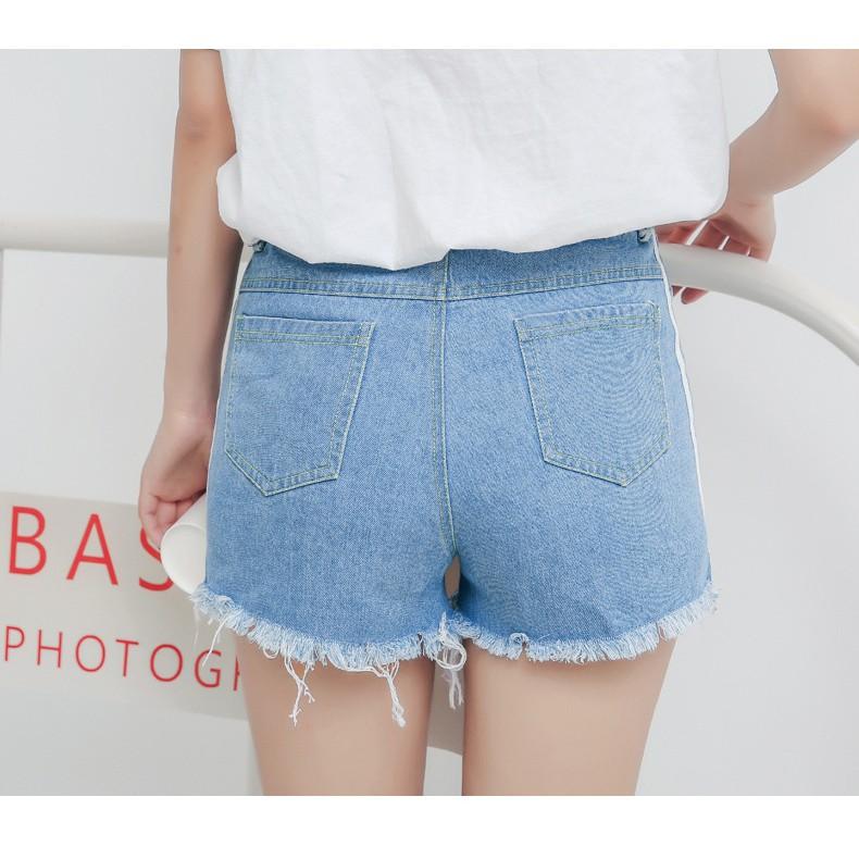 Quần jean sooc năng động trẻ trung