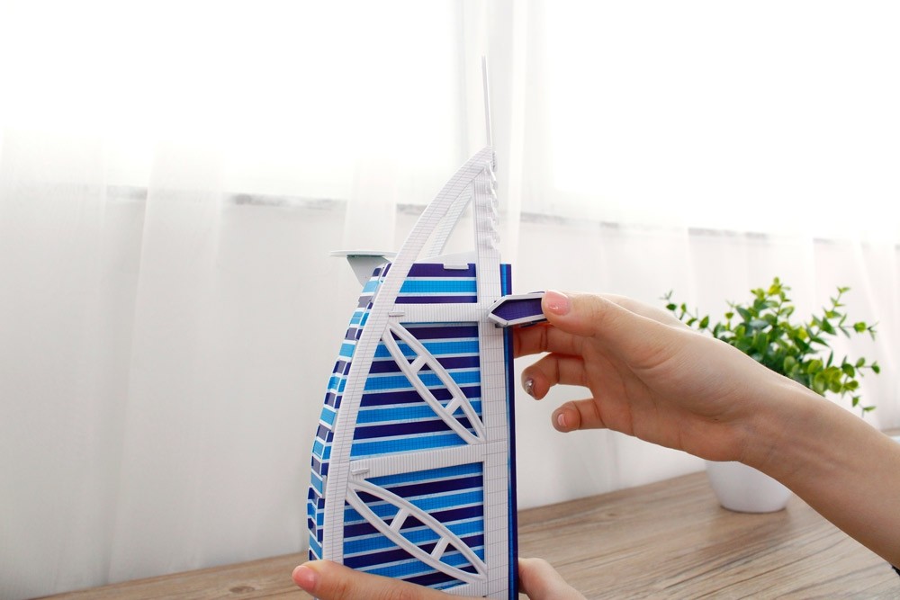 Mô hình giấy 3D - Khách sạn Burj Al Arab - Dubai