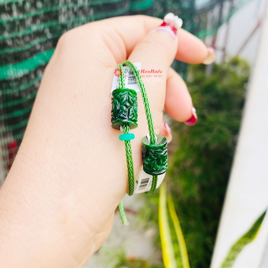 Vòng tay Lu thống đá ngọc sơn thủy chạm đồng tiền