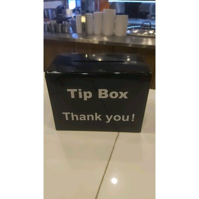 Hộp đựng tip - thùng mica đựng t.iền tip - tip box có ổ khóa