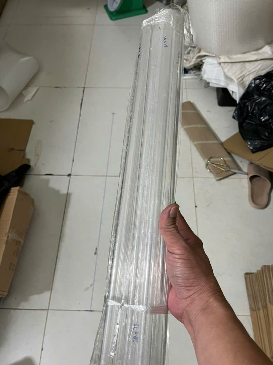 Ống nhựa Acrylic độ trong suốt cao
