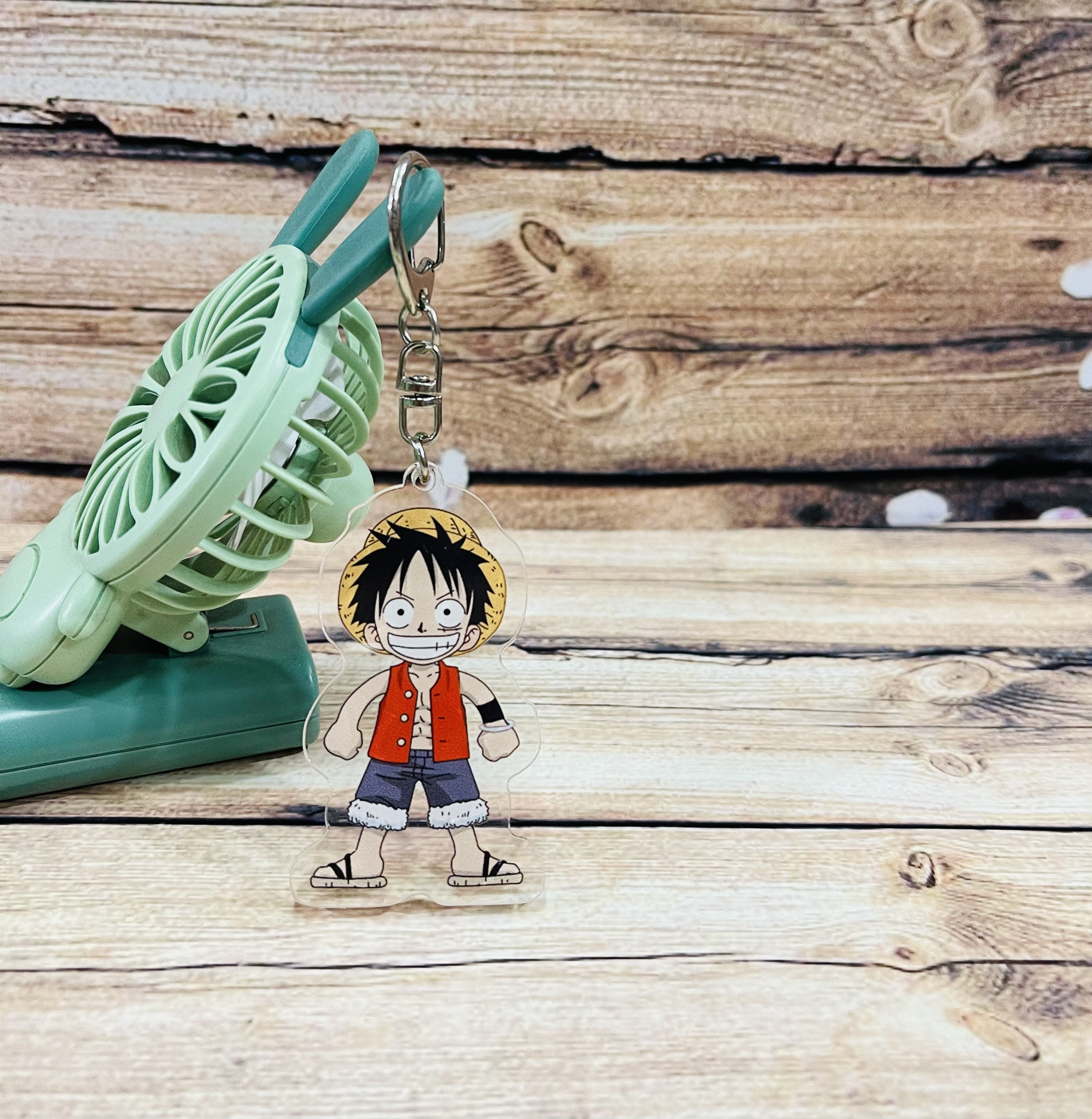 Móc khoá One Piece mica trong nhiều mẫu