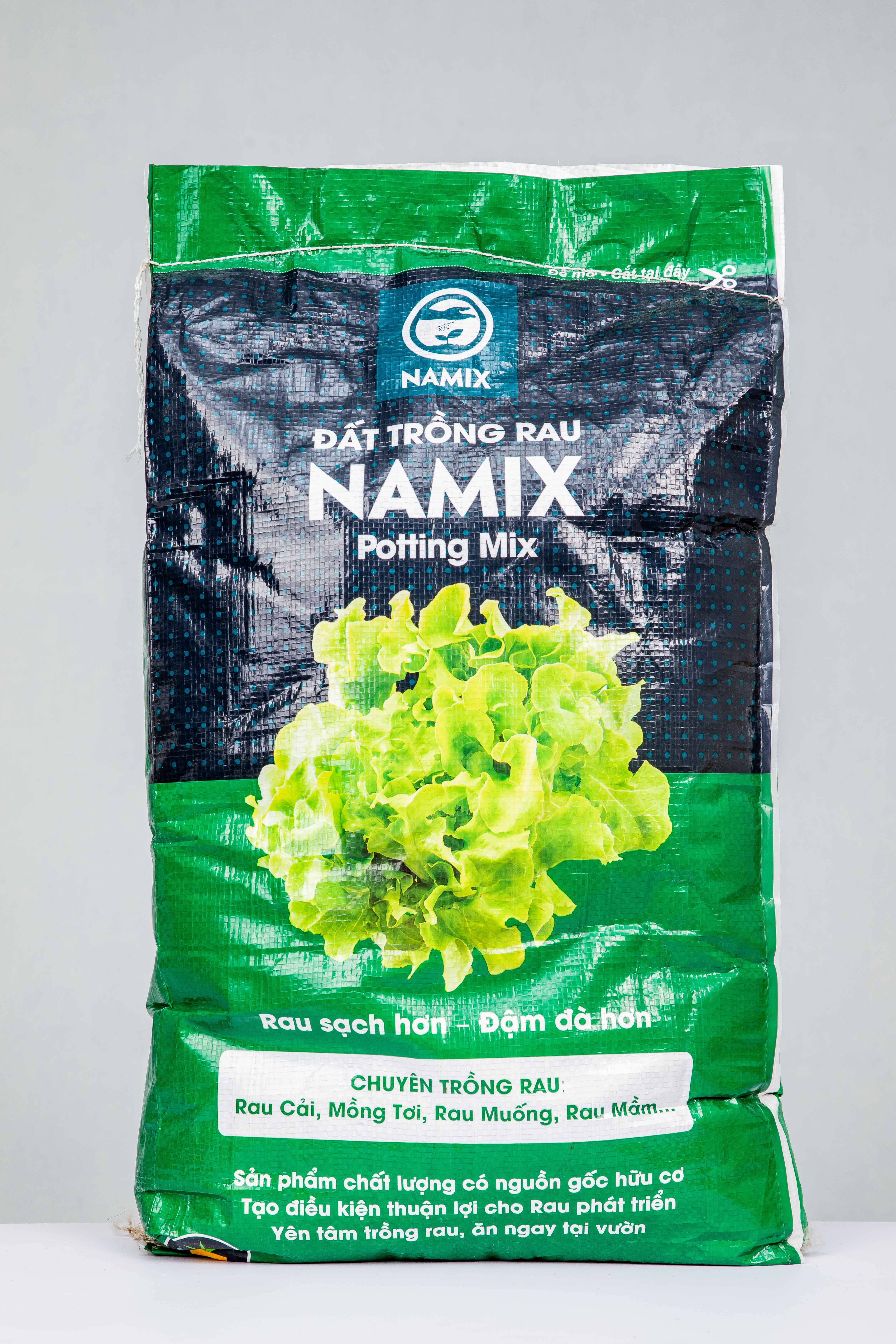 Đất trồng rau Namix (Vegetables Potting Mix) - Bao 20dm3 (Lít)
