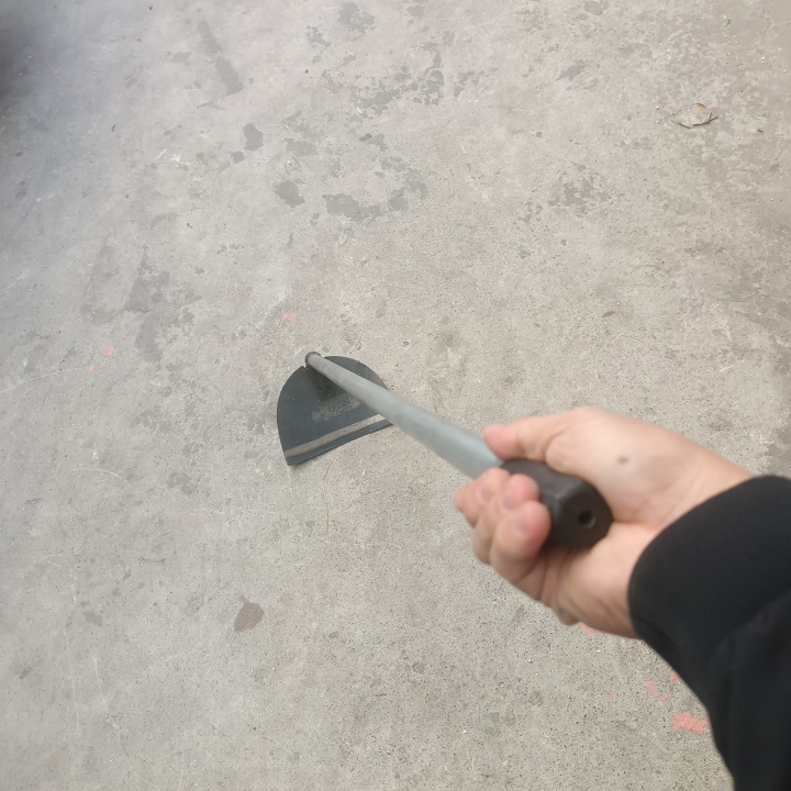 Cuốc Bai Làm Cỏ Cán Thép Hàn Dài 115 CM Lưỡi Cuốc To Siêu Cứng