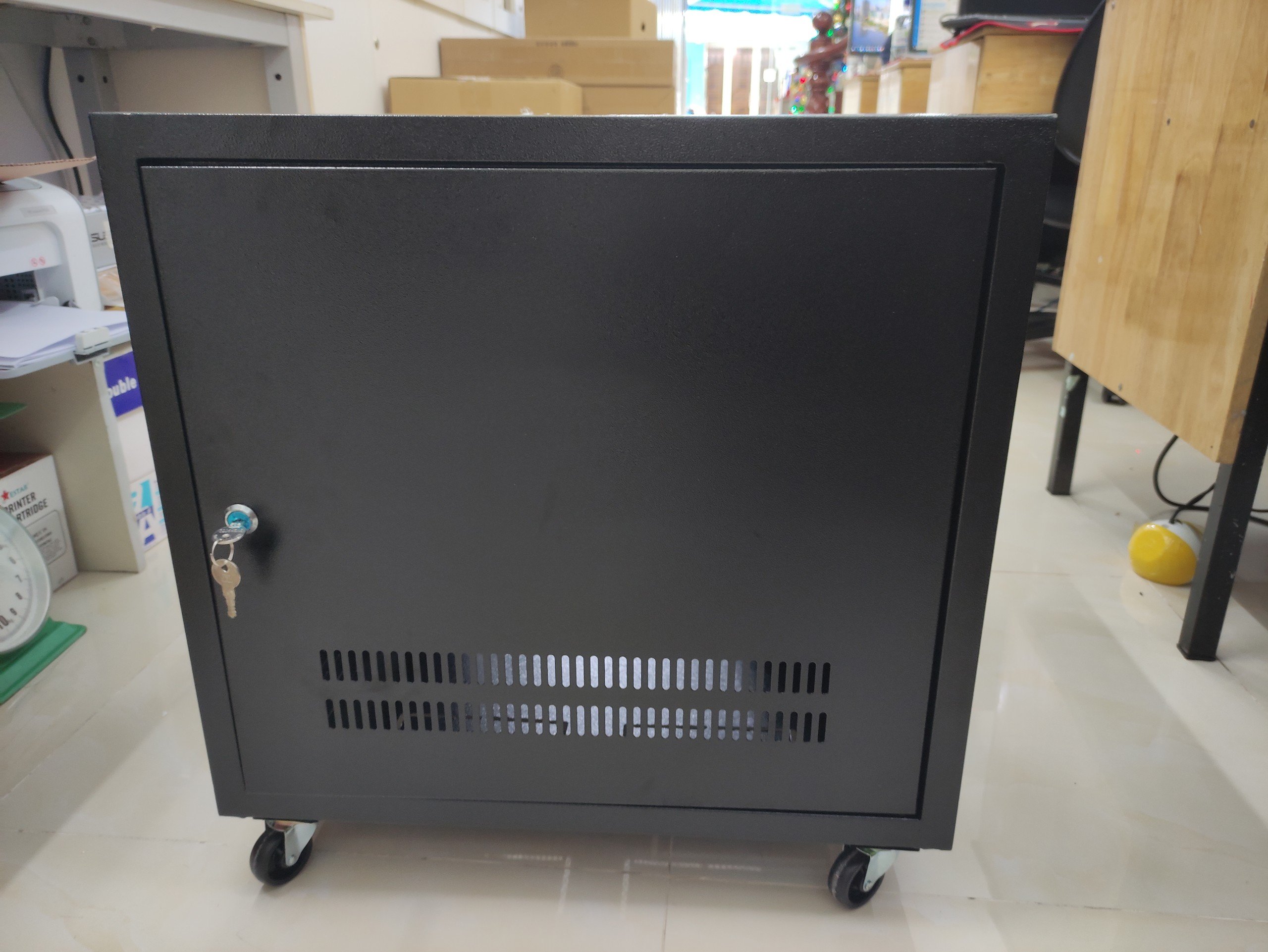 Tủ mạng HTTRack 10U D500 - Bánh Xe - Hàng chính hãng