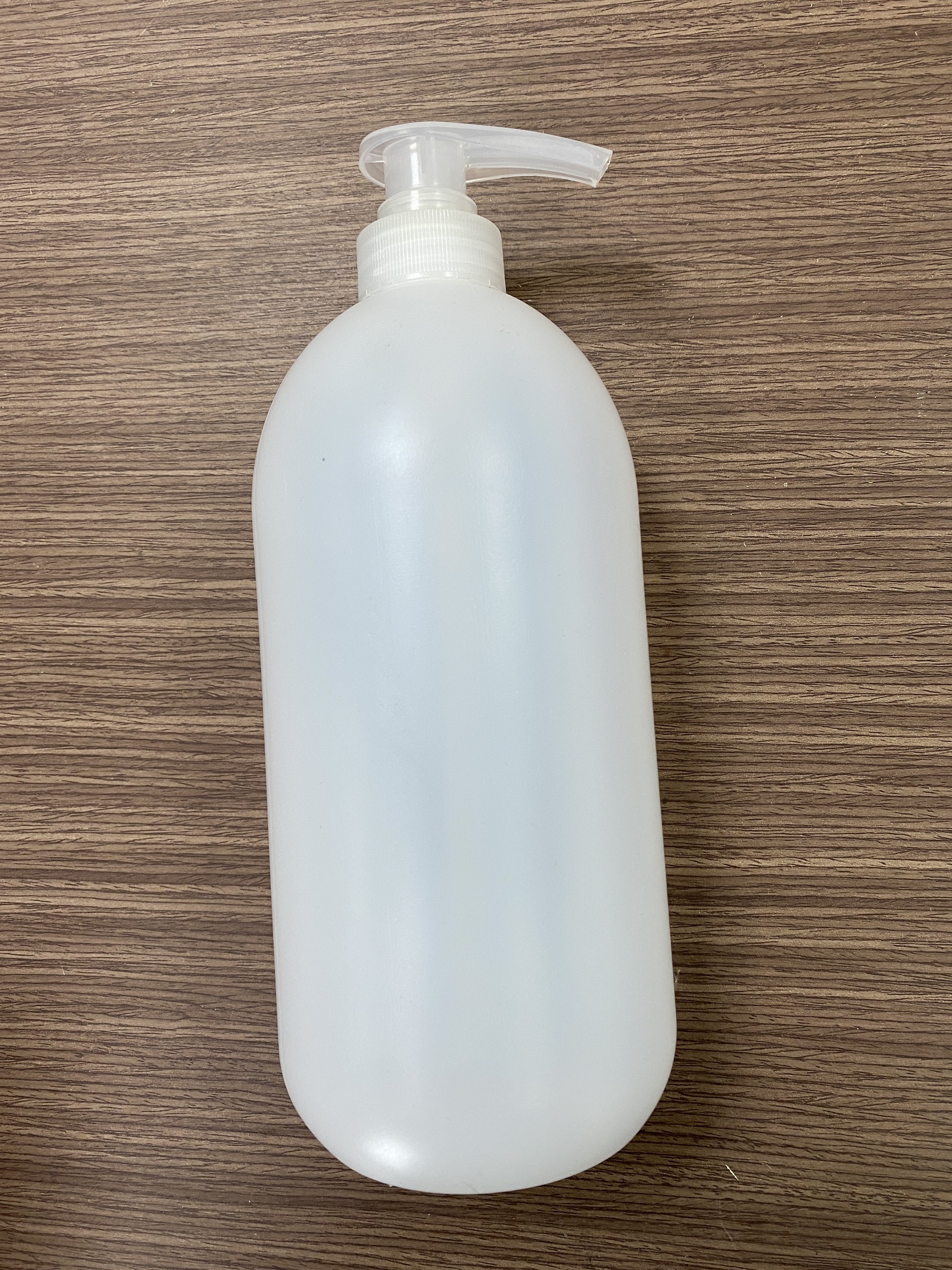 Chai nhựa HDPE 1000ml (hàng loại 1) có vòi nhấn