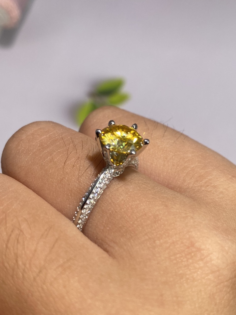 Phụ kiện đeo ngón tay Bạc 925 xi Kim viên chủ Kim Cương nhân tạo Moissanite Vàng hạt 1.5carat (7.5mm) -  R15.13