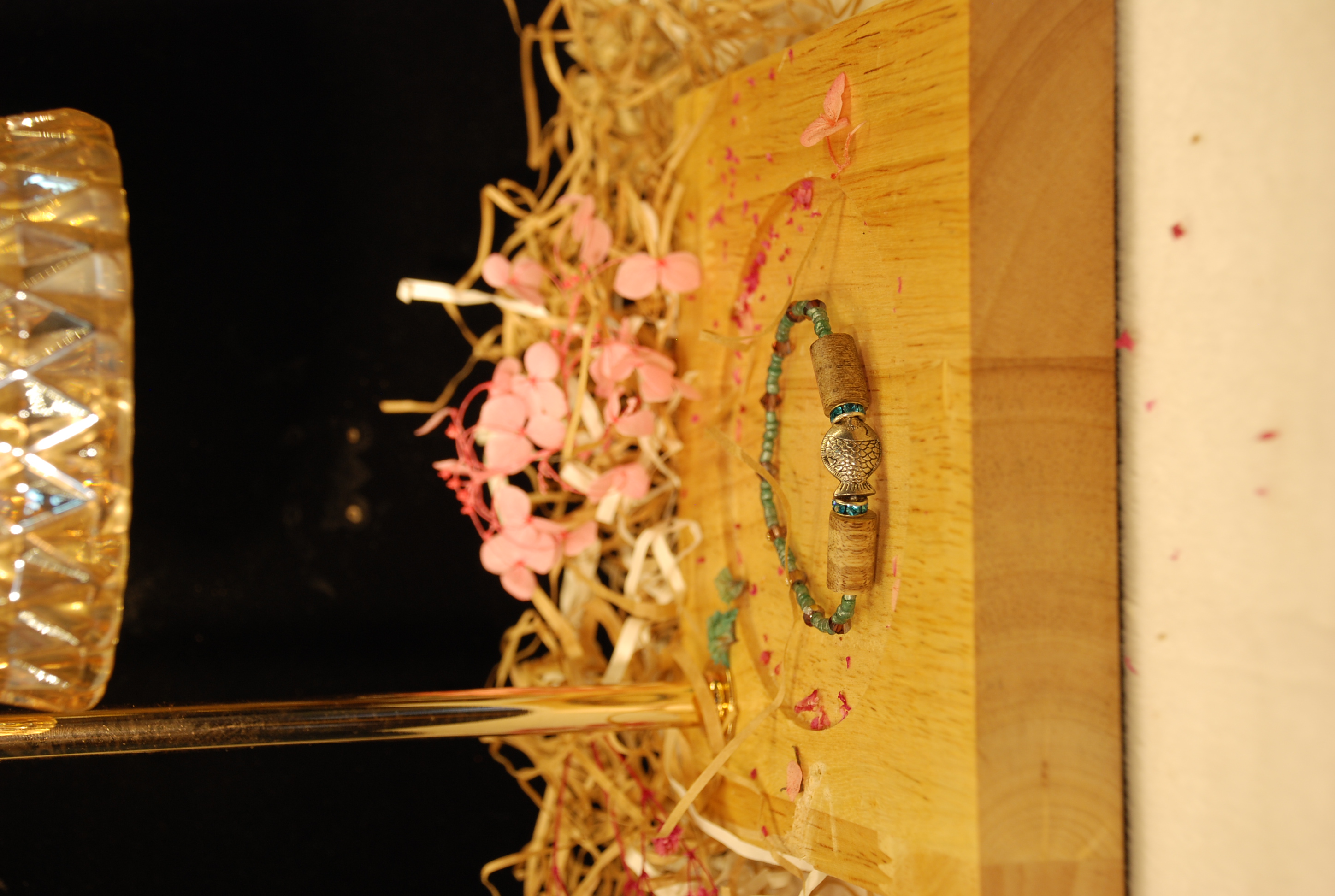 Vòng tay phong thủy Carpentry 2