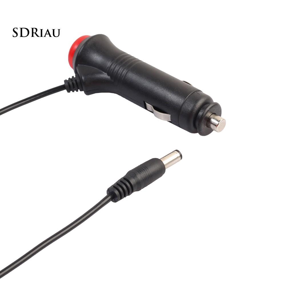 Công tắc bật lửa điện trên xe hơi