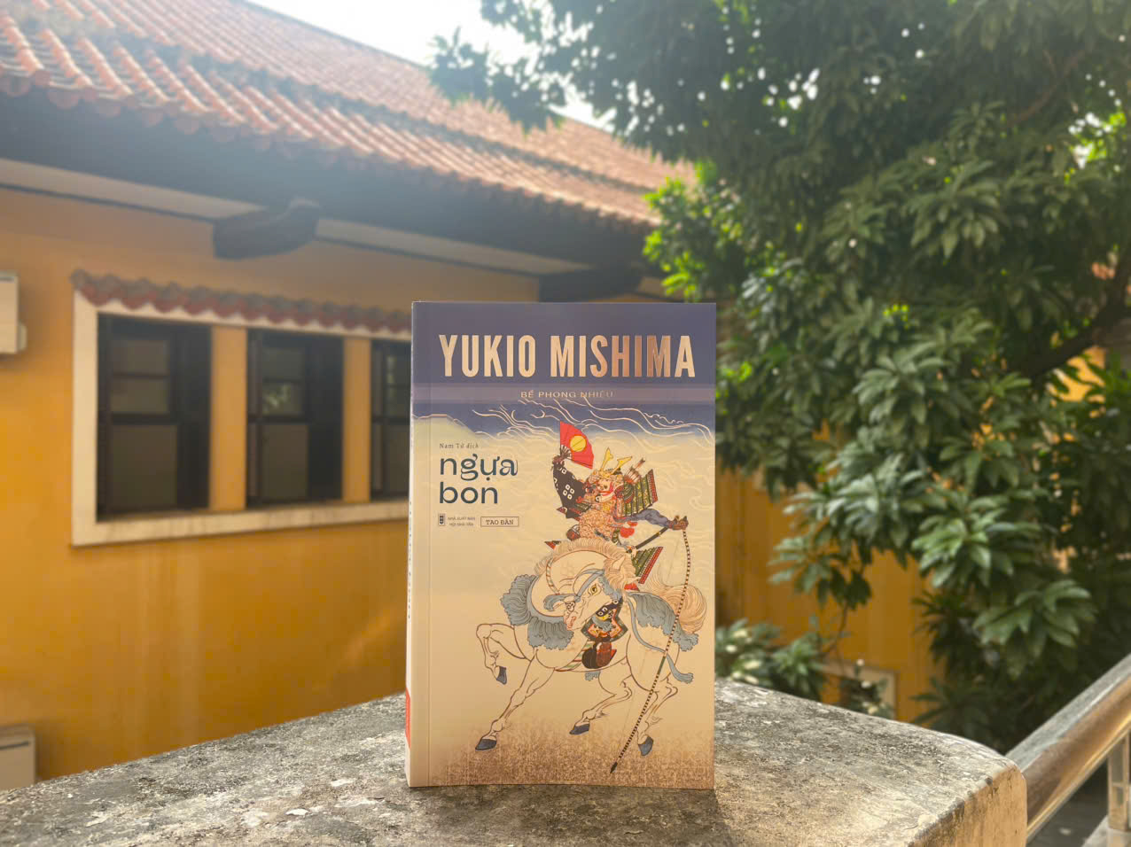 Ngựa Bon - Yukio Mishima
