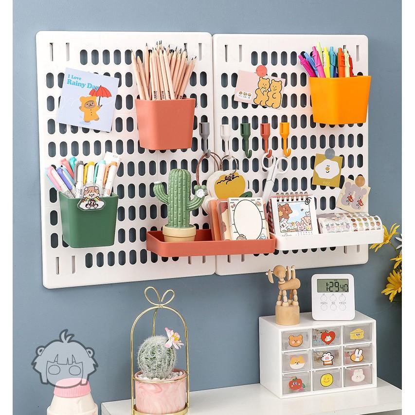 Pegboard lớn bảng treo tường trang trí bàn làm việc thêm gọn gàng, kệ dán tường nhà bếp, phòng khách decor