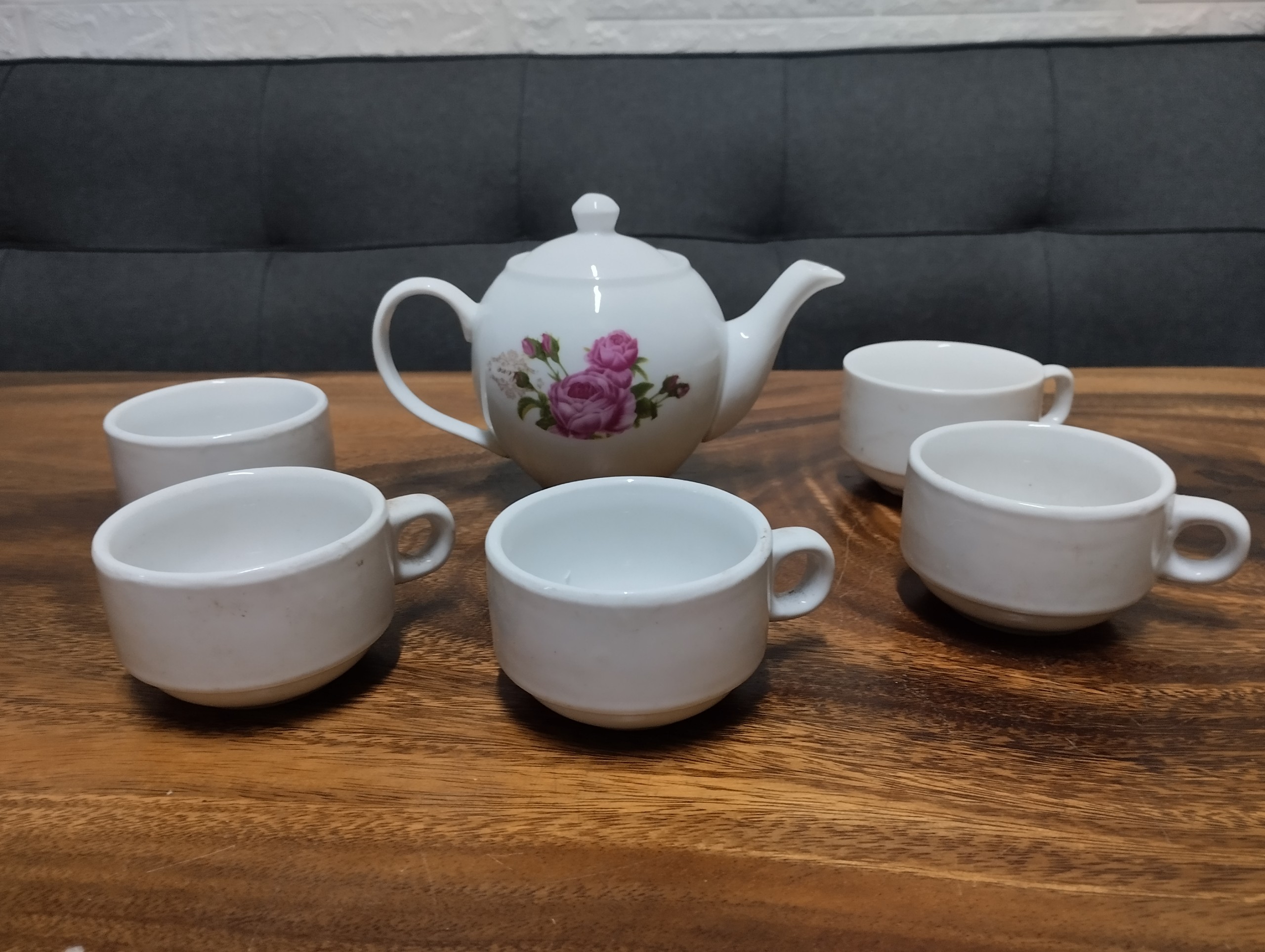Bộ bình trà sứ trắng cao cấp in bông hồng