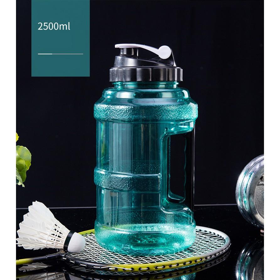 Bình Lăc Gym Kiểu Dáng Thể Thao 2,5L - Chứa đựng lượng nước cho bạn hoạt động suốt ngày dài