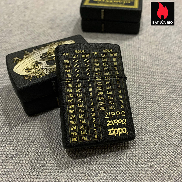 Bật Lửa Zippo 236 Khắc Mộc Đáy 2 Mặt 06 – Zippo 236.Mocday06