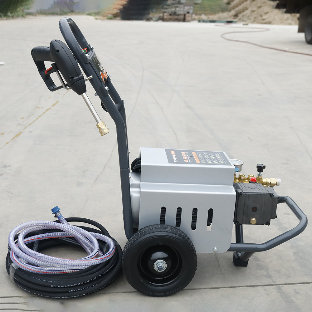 Máy Rửa Xe Công Nghiệp Luba LT-17MB, Phun Xịt Rửa Xe, Công Suất 2200W, Chuyên Dùng Trong Lĩnh Vực Công Nghiệp Và Dân Dụng- Hàng Chính Hãng