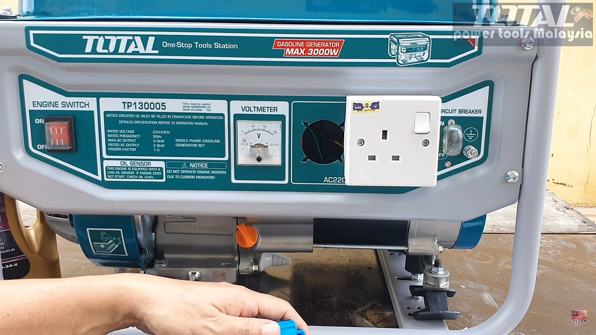 MÁY PHÁT ĐIỆN XĂNG 3.0KVA 4 THÌ, OHV TOTAL TP130005 - HÀNG CHÍNH HÃNG