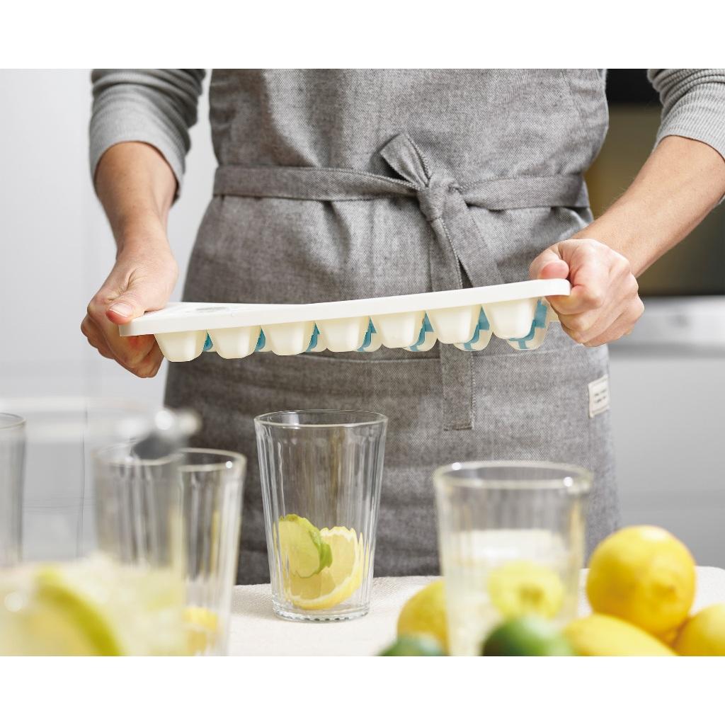 Khay làm đá có nút tách rời Joseph Joseph Duo Easy có nắp kháng khuẩn chống mùi