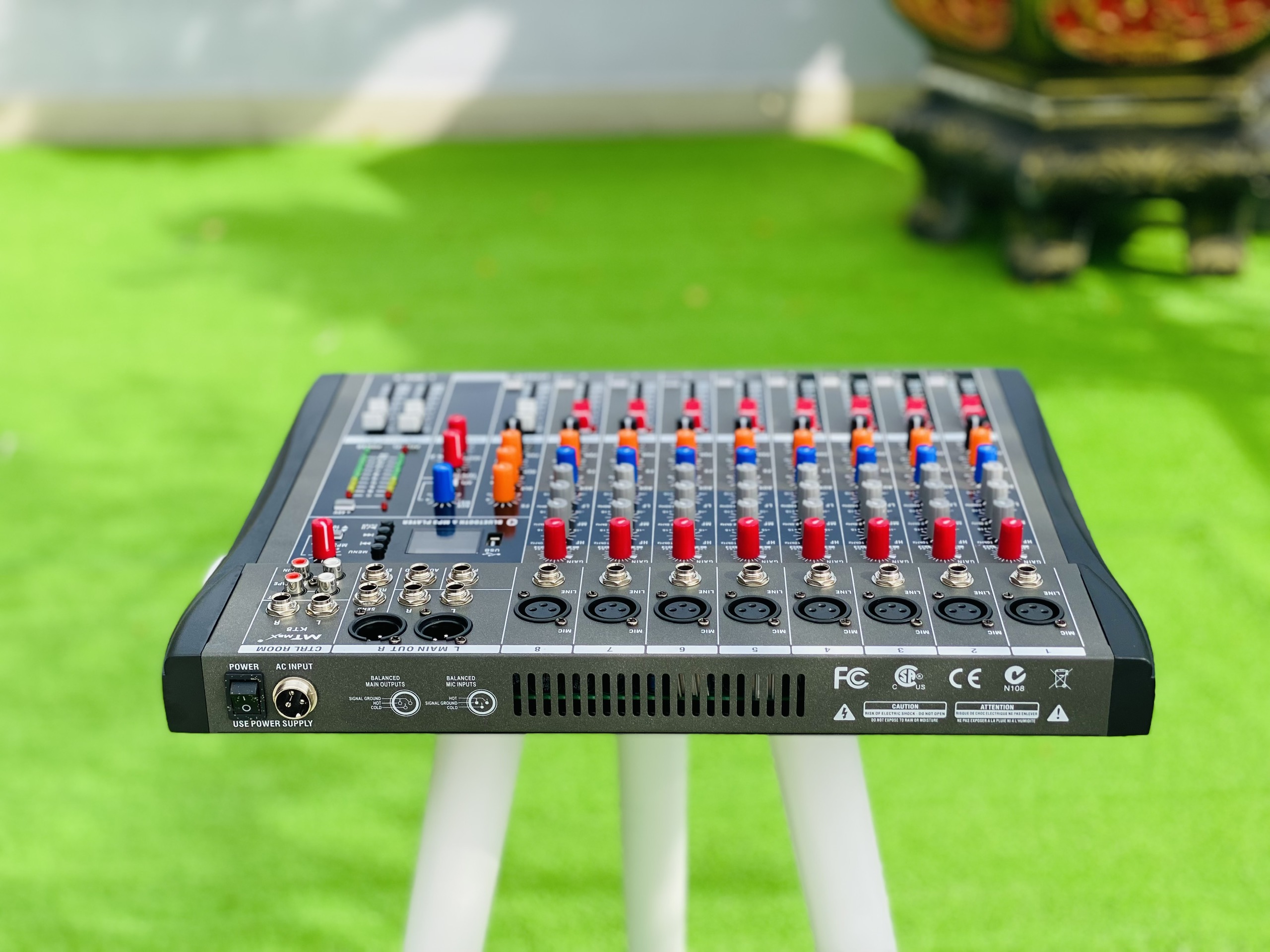 [ƯU ĐÃI CỰC LỚN - TẶNG NGAY DÂY CANON RA HOA SEN] Mixer MTMAX KT8 Cao Cấp Với 8 Đường Line Chuyên Nâng Cấp Loa Kéo, Dàn Karaoke, Sân Khấu, Hội Nghị, Bữa Tiệc, Tặng Dây Canon Ra Hoa Sen, Hàng Chính Hãng, Bảo Hành 12 Tháng