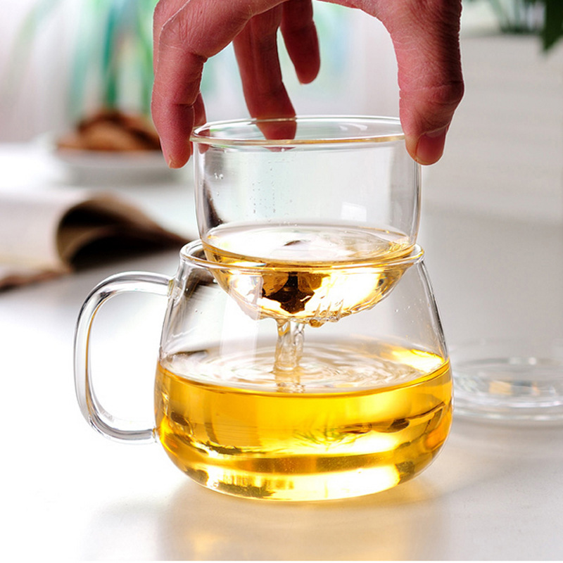 Ly thủy tinh có ngăn lọc và nắp đậy 300ml