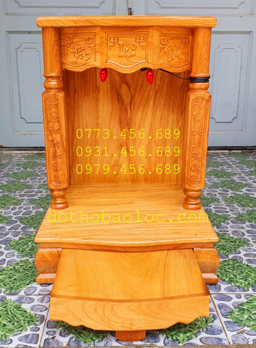 Bàn thờ Thần Tài Thổ Địa gỗ gõ đỏ cột vuông Cao 68cm x Ngang 50cm – Loại tốt
