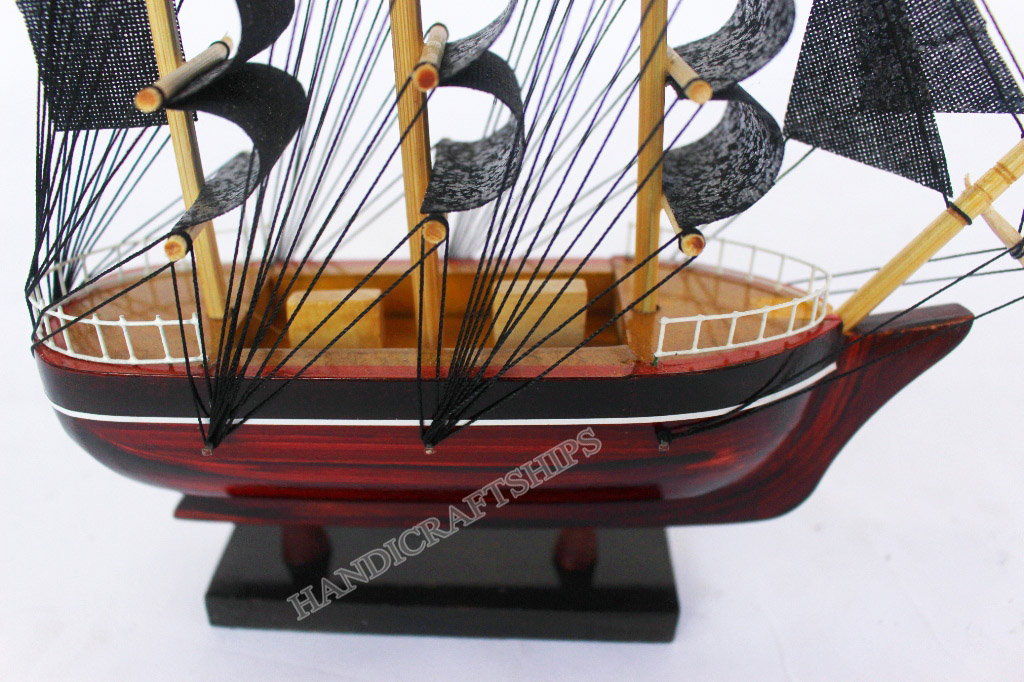 Mô Hình Thuyền Buồm mini màu đen 20cm