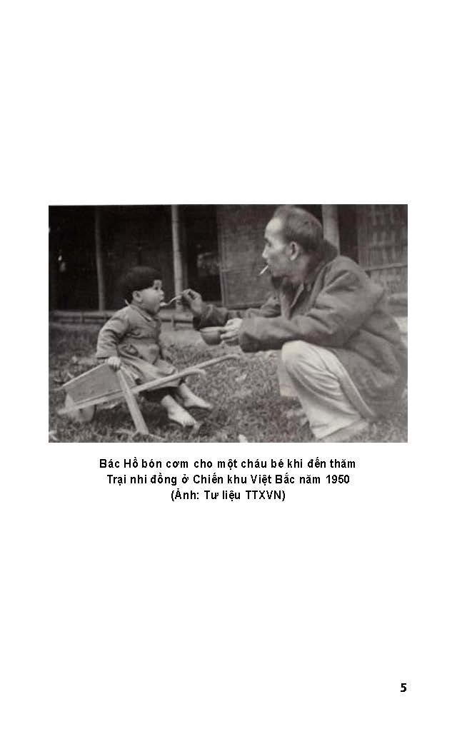 Hồ Chí Minh Gương Sáng Cho Muôn Đời: Hồ Chí Minh - Vĩ Nhân Trong Ánh Sáng Đời Thường