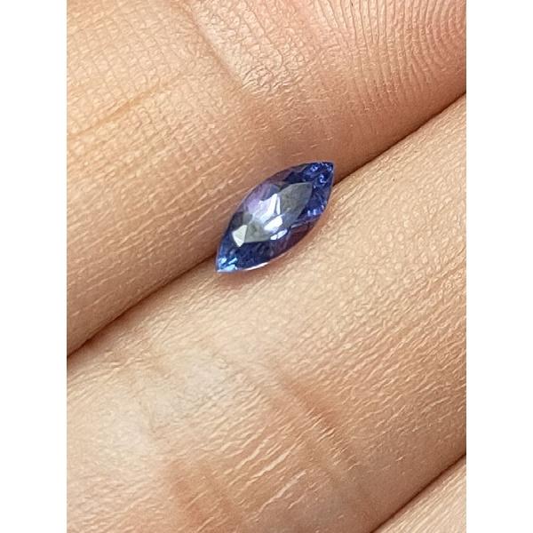 040- L HẠT TANZANITE STONE (THIÊN NHIÊN)