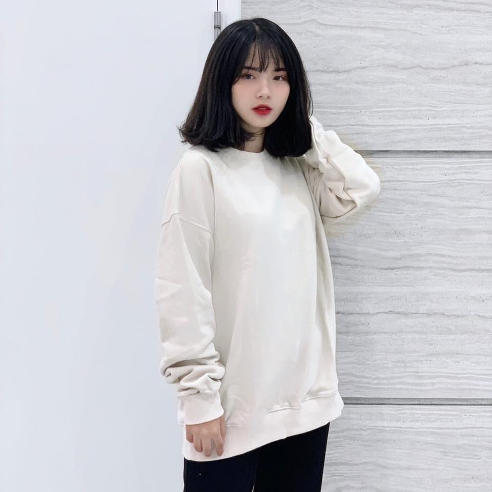 ÁO SWEATER TRẮNG UNISEX