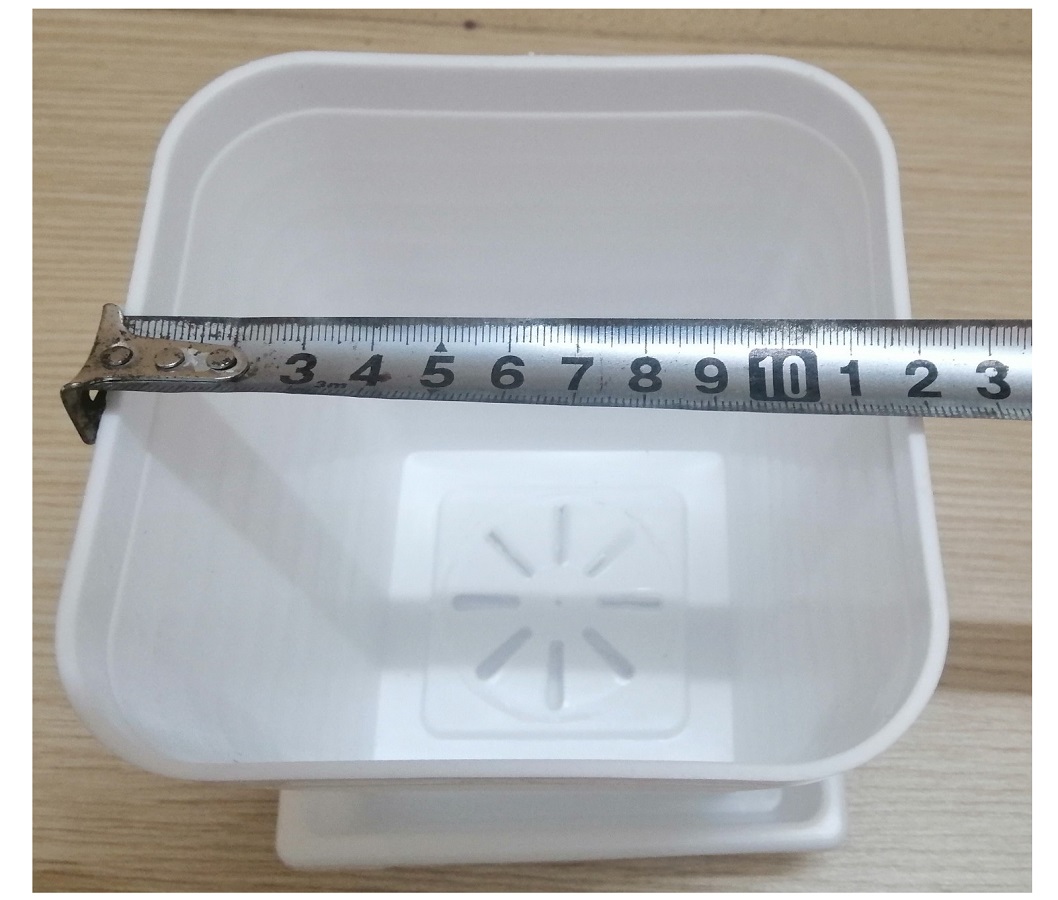ComBo 10 Chậu Nhựa Trồng Cây Mini Có Đế Đỡ Kích Thước 12x12x12Cm