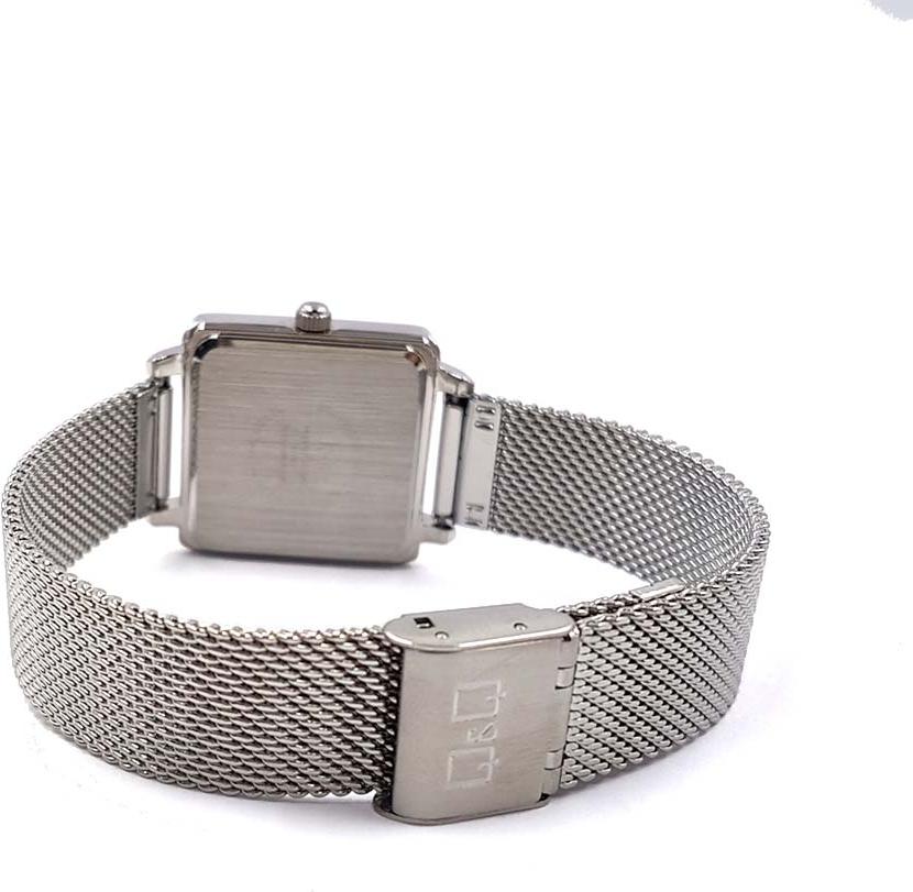 Đồng hồ nữ Q&Q QB51J201Y