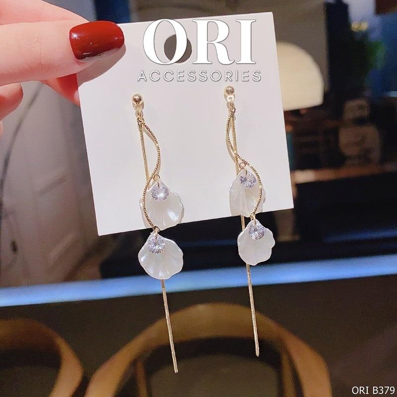 Bông tai nữ dáng dài Flora độc đáo xinh xắn ORI ACCESSORIES B379