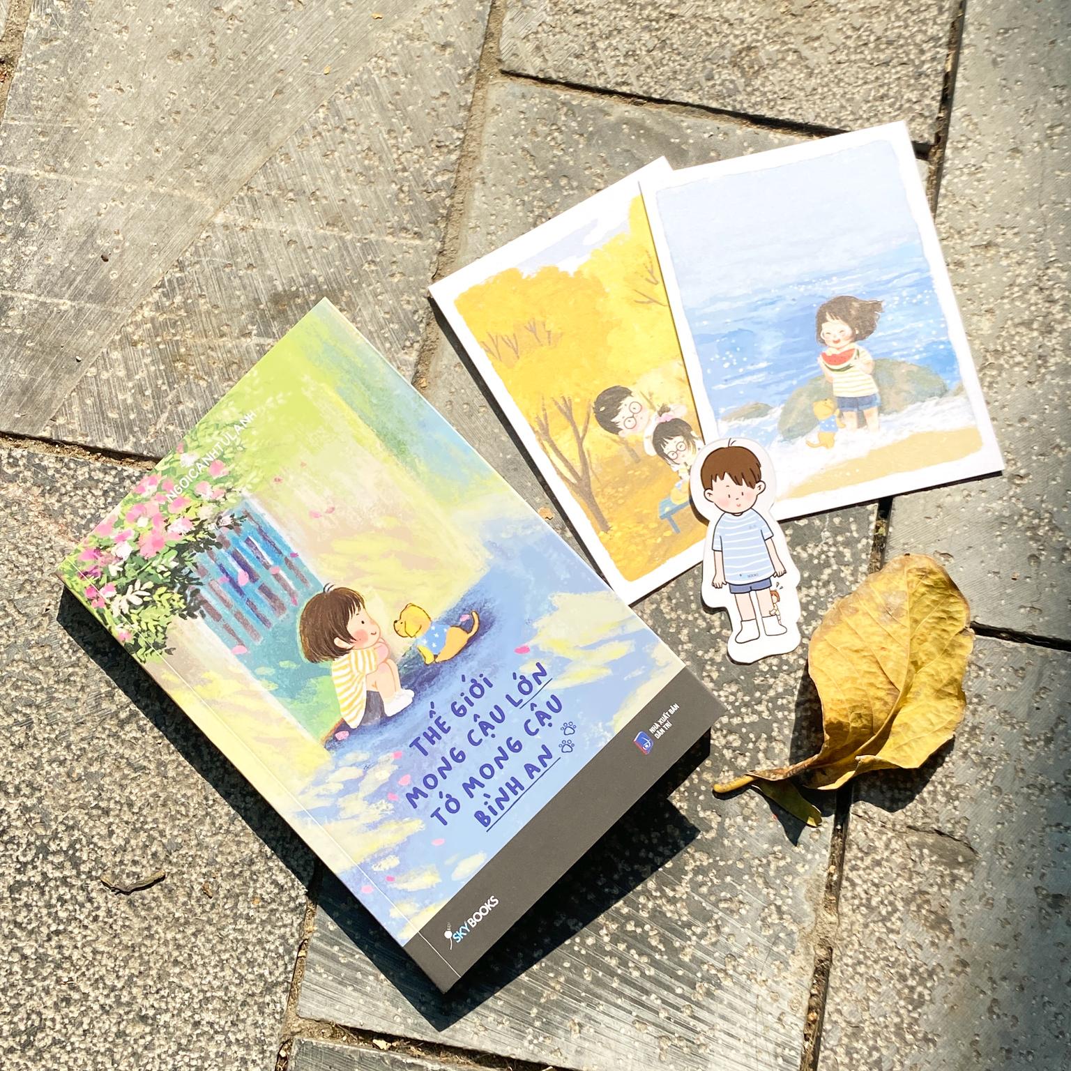 Sách - Thế Giới Mong Cậu Lớn - Tớ Mong Cậu Bình An - Bản Đặc Biệt - Tặng Kèm 2 Postcard + 1 Bookmark