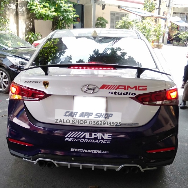 Đuôi gió Thể Thao Hyundai Accent Hàng Loại 1 Mẫu Đuôi Gió Có Đèn