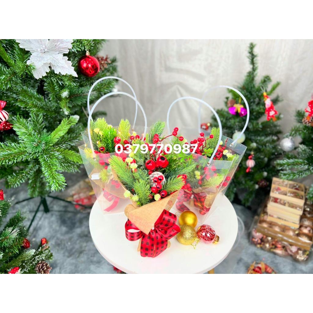 Bó hoa lụa quà tặng dịp lễ,sinh nhật,noel đào đông đỏ cành quả cherry