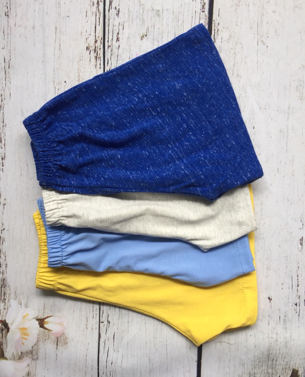 Combo 4 quần bé trai từ 3-30kg - Cotton thiên nhiên. Giao màu ngẫu nhiên