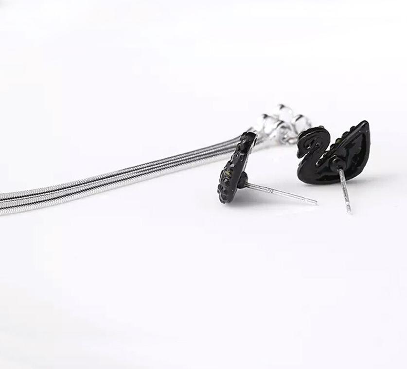 Bông tai thiên nga đen dáng dài Style Hàn Quốc