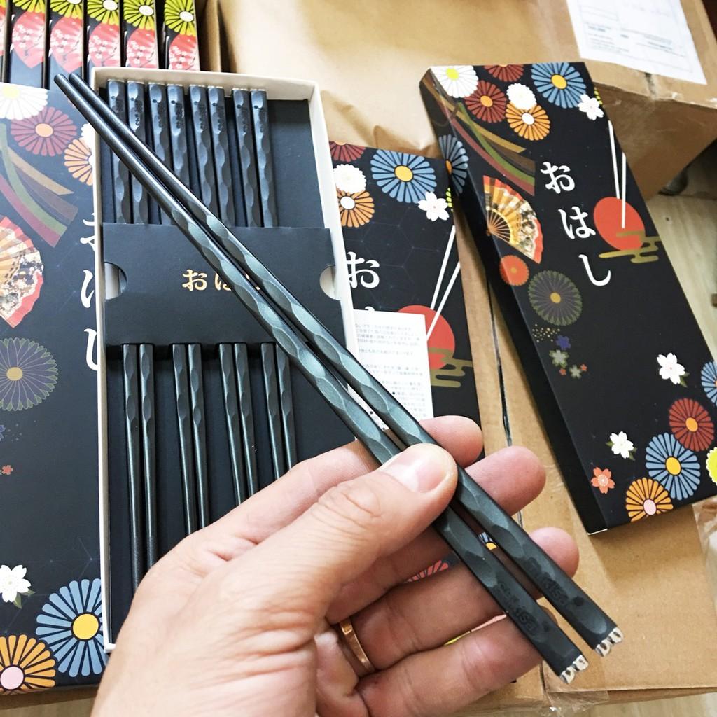 Set 5 đôi Đũa ăn Shikisai Nhật Bản hoa Đào, nhựa kháng khuẩn sợi thuỷ tinh chịu nhiệt tới 260 độ C (mẫu mới)