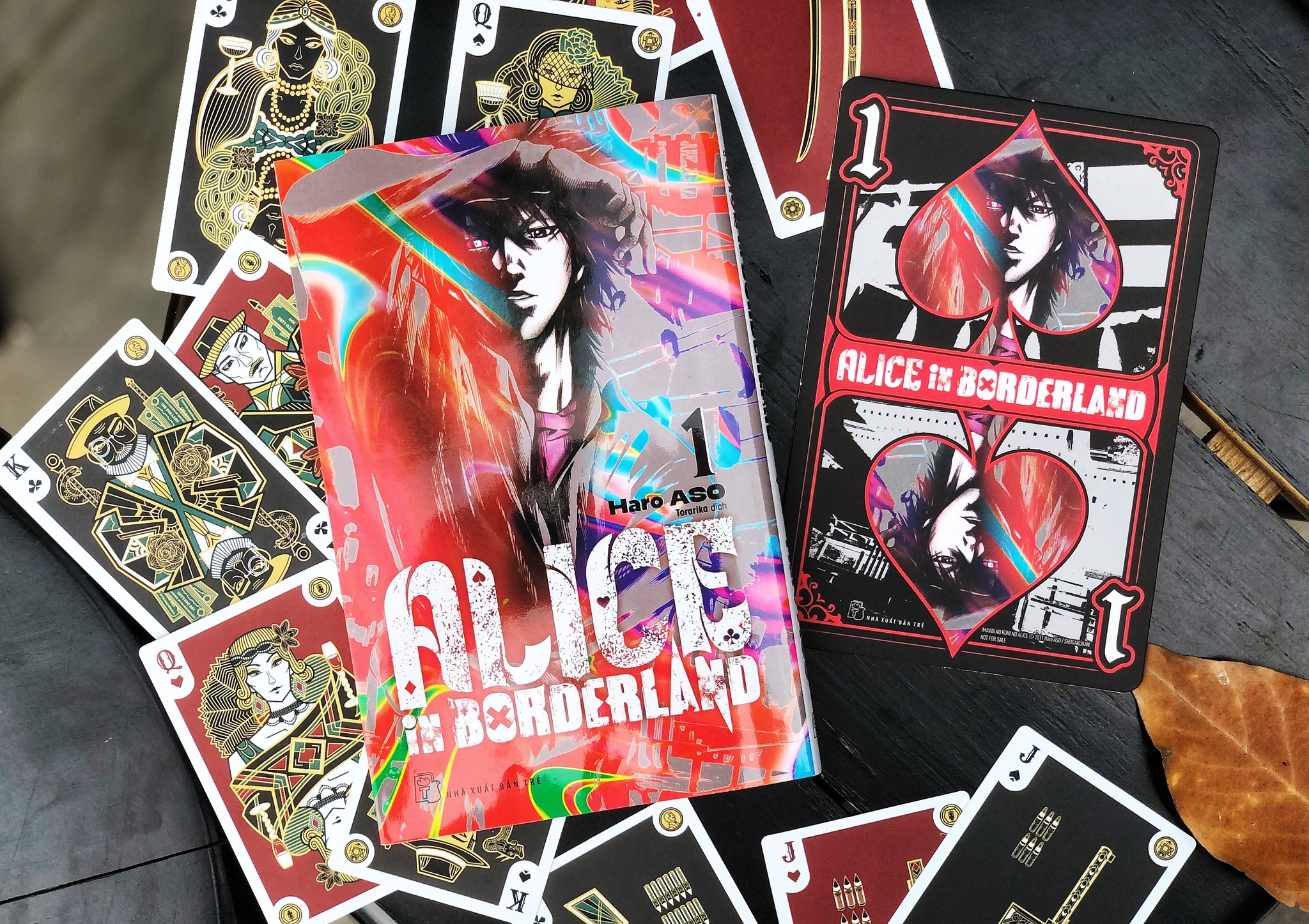 Alice In Borderland Tập 1 (Tặng Kèm Thẻ Bài Giấy)