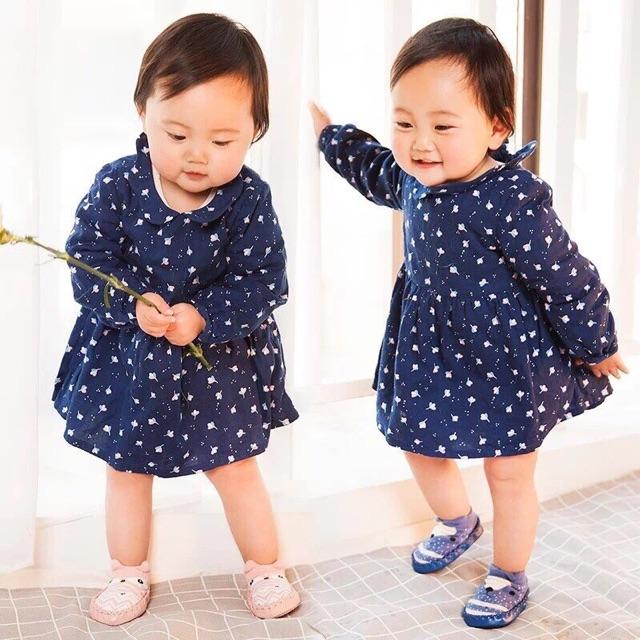 Giày tập đi cho bé