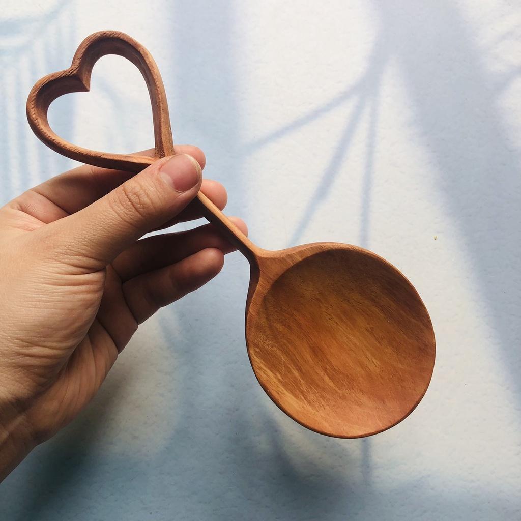Thìa/Muỗng Gỗ Cán Trái Tim, Chụp Ảnh Decor, Phụ Kiện Nhà Bếp, Thìa Xúc Đồ Chơi Trẻ Em