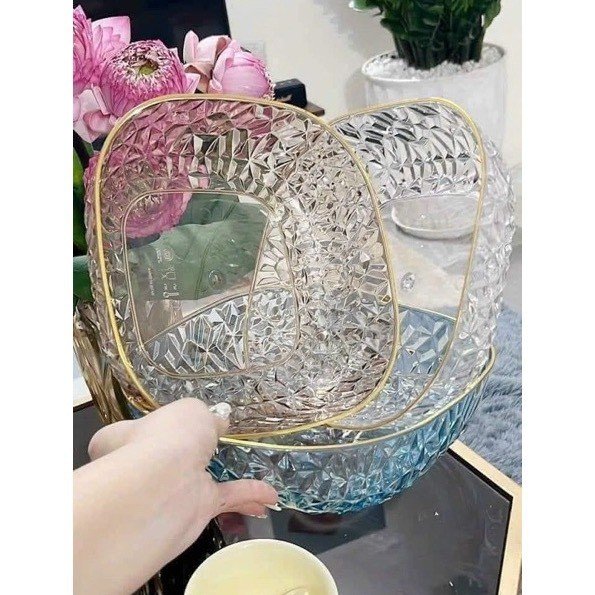 KHAY NHỰA VIỀN VÀNG trưng bày thực phẩm tiện dụng