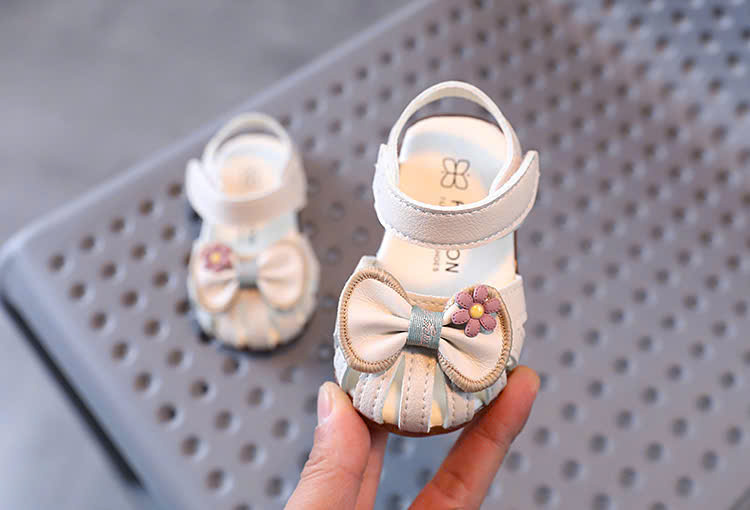 Giày sandal đế mềm chống trượt cho bé gái size 15-25 hàng Quảng Châu