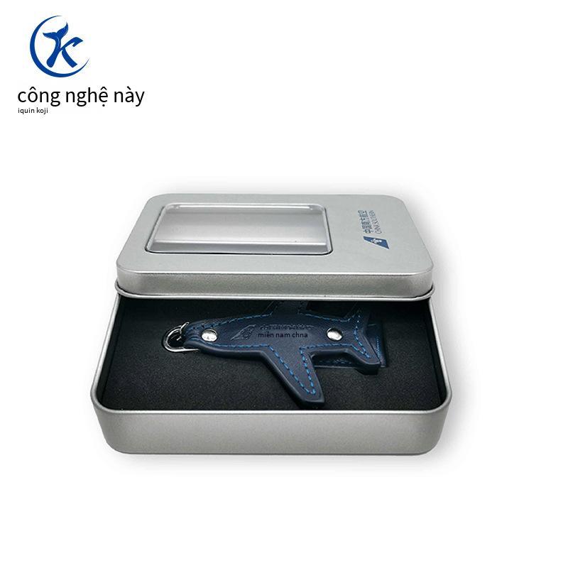Đảm bảo chất lượng bao da Ổ đĩa U 8GB tùy chỉnh dập nổi logo da USB quay máy bay Ổ đĩa U có thể lập hóa đơn quà tặng hàng không
