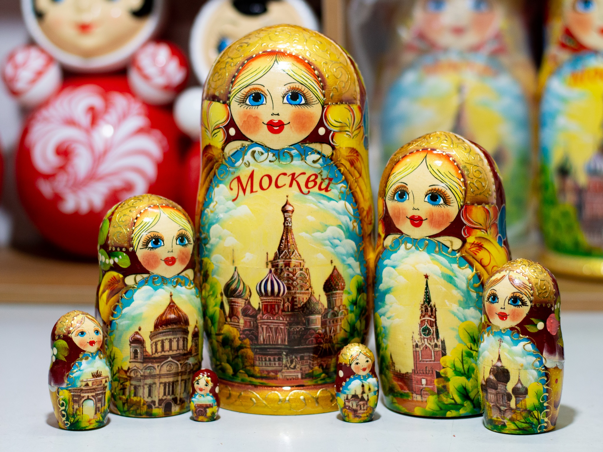 BỘ BÚP BÊ MATRYOSHKA 7 LỚP CAO 21CM VẼ HOA VĂN "PHONG CẢNH MOSKVA"