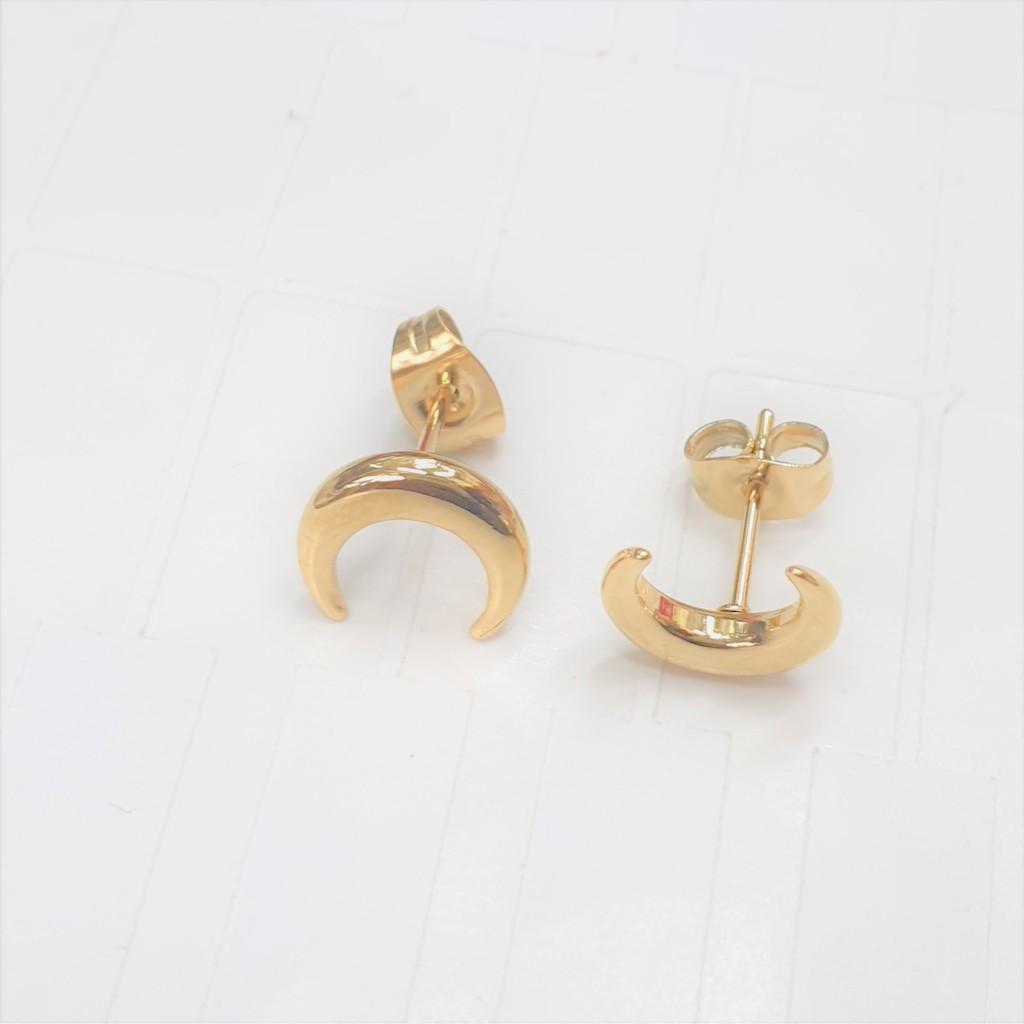 Khuyên Tai Mặt Trăng Titanium Cao Cấp- Dùng tắm rửa thoải mái không đen