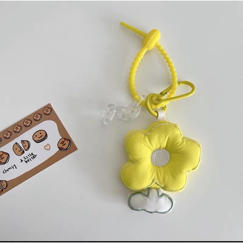 MÓC KHOÁ HOA VÀNG