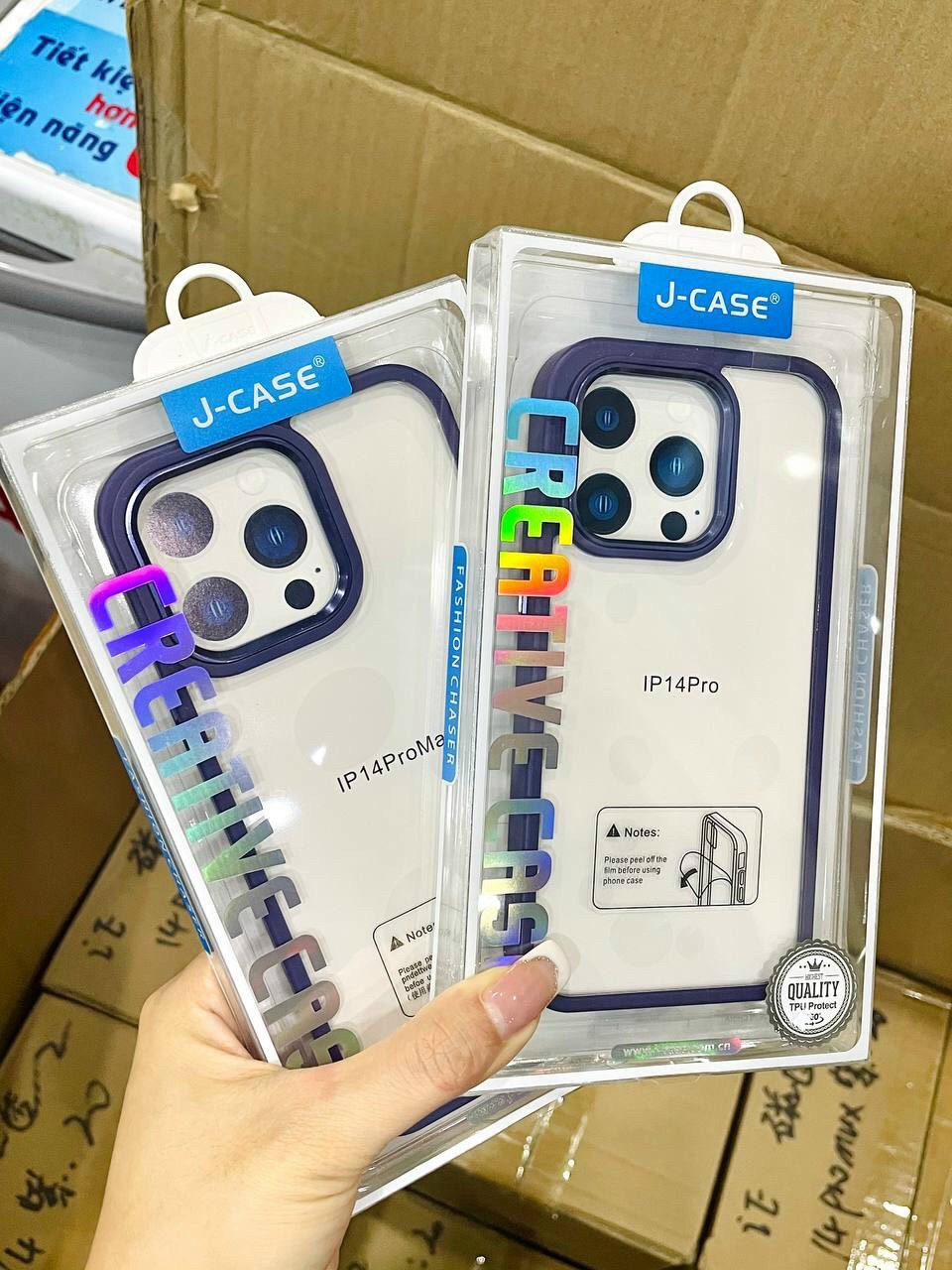 Ốp lưng viền tím lưng trong chống sốc chống ố màu dành cho iPhone 14 Pro, 14 Pro Max chính hãng J-Case