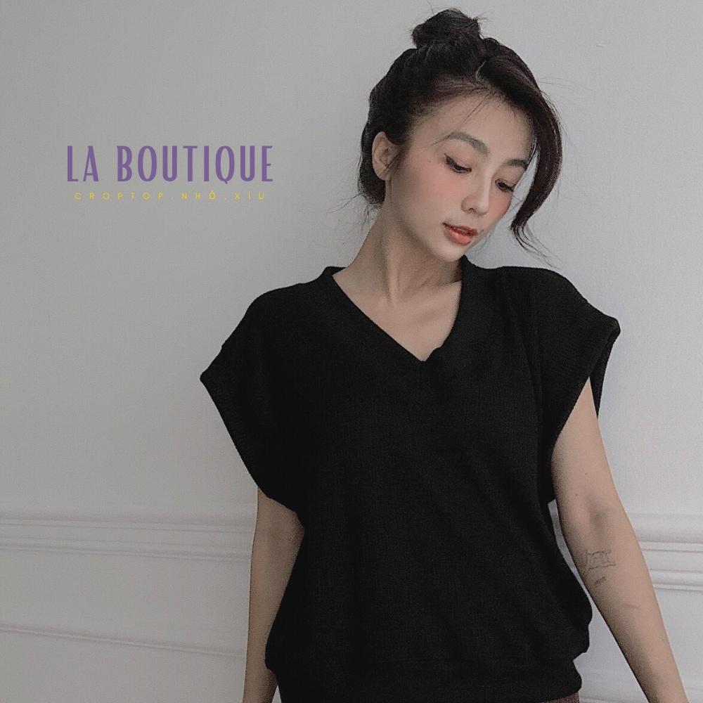 Áo gile form rộng cổ tim La Boutique len gân ấm áp