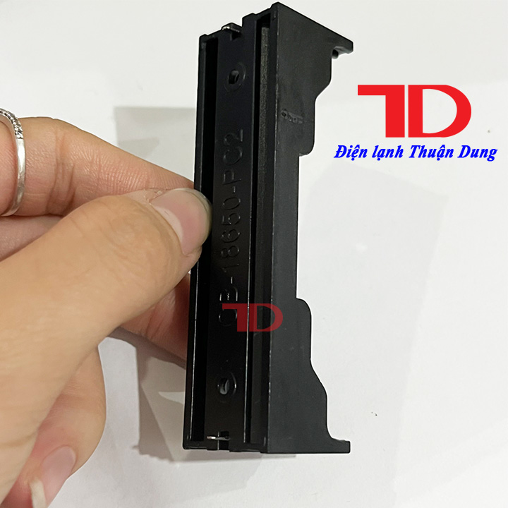 Mạch sạc pin TP4056, sạc pin Lithium 18650, Lion 3V7- 4V2 Có IC bảo vệ pin, đế pin Sạc 18650, Điện lạnh Thuận Dung