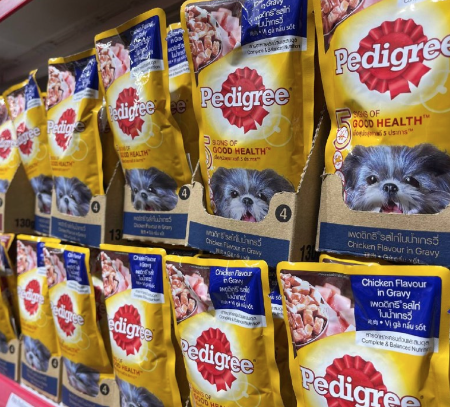 Pate Pedigree vị gà nấu sốt cho cún cưng